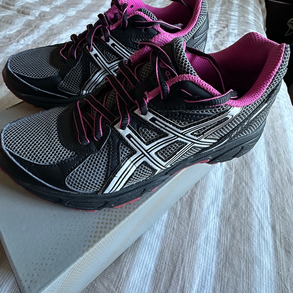 ASICS Women's Running Shoes - Black and Pink